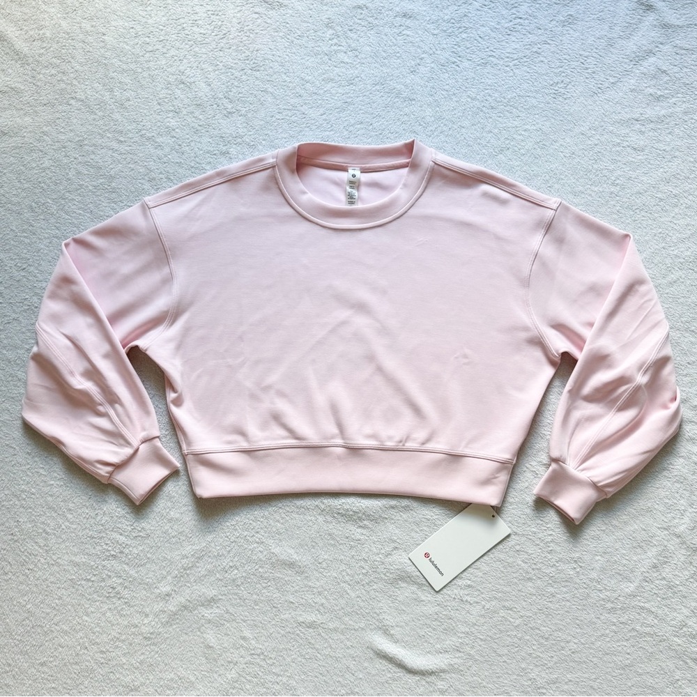 NWT Perfectly Oversized Cropped Crew Softstreme, Strawberry Milkshake, Size 2